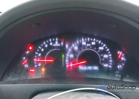 2011 Toyota Camry Le z USA, uszkodzony, nr VIN 4T1BF3EK0BU184673